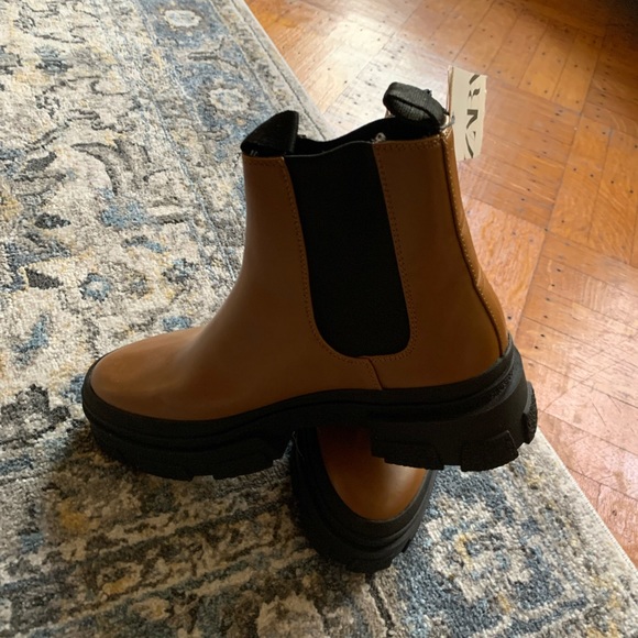 Zara tan black boots booties combat military platform 41 10 chunky Chelsea - Picture 3 of 5